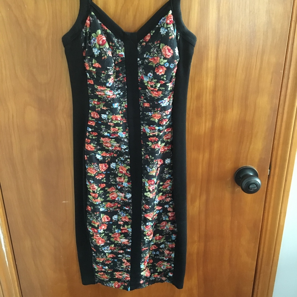 Flower print pencil dress